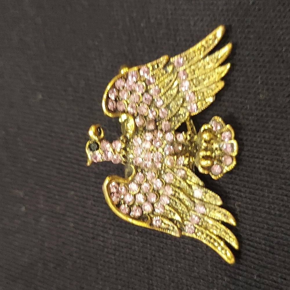 NEW Betsey Johnson EAGLE RING - Picture 7 of 7